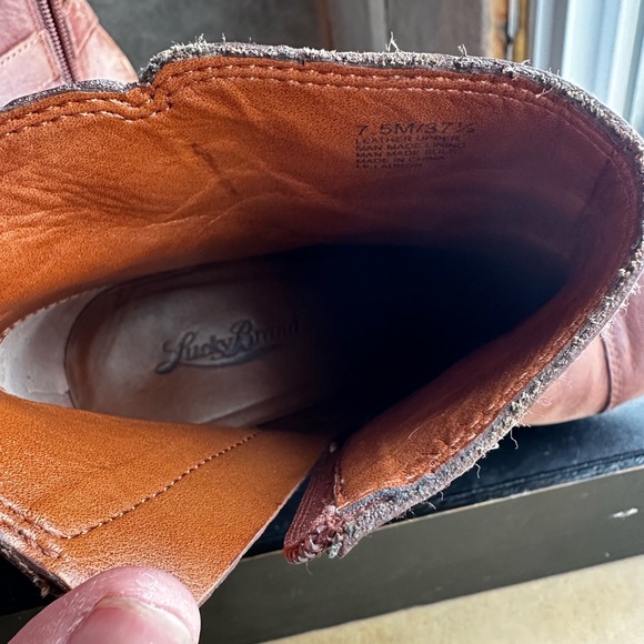 Lucky Brand Laureen Leather Boho heeled Ankle Boots women’s size 7.5 - Picture 11 of 11